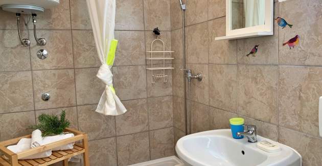 Apartment Savic A2 – 90 m from the Beach