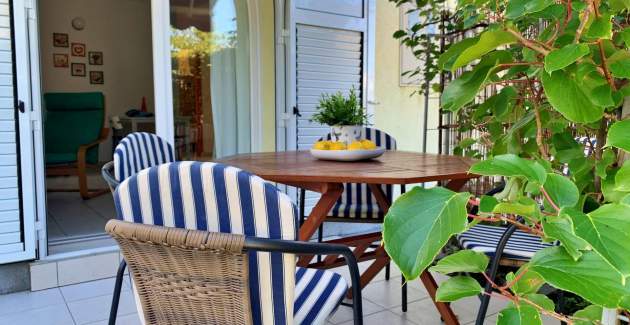 Apartment Savic A2 – 90 m from the Beach