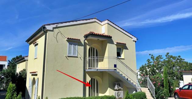 Apartment Savic A2 – 90 m from the Beach