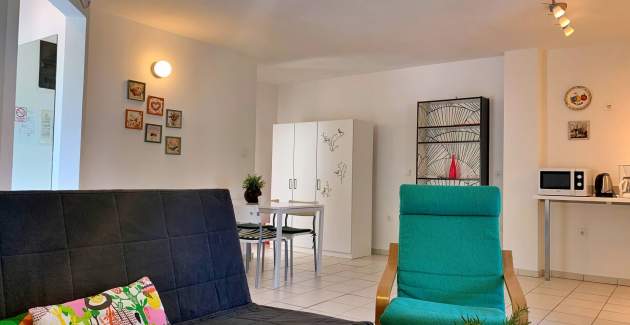 Apartment Savic A2 – 90 m from the Beach