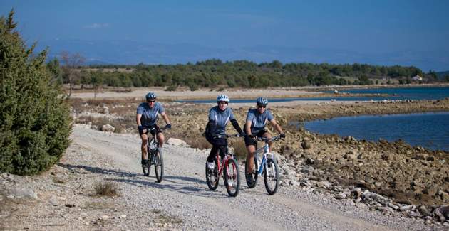 Studio Apartment Savic – 90 m from the Beach