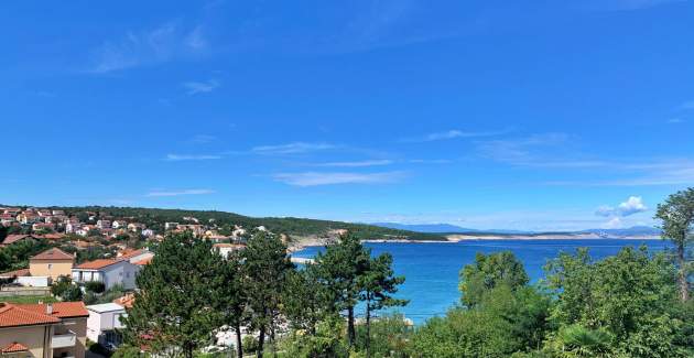 Apartment Savic M – 90 m from the Beach with Sea ​​View