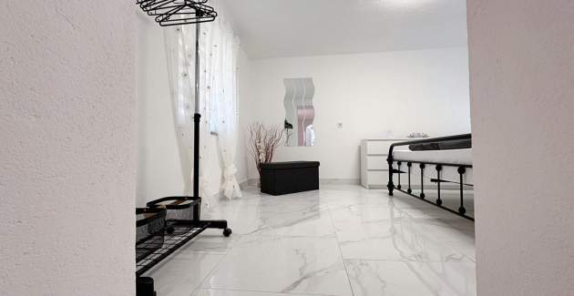 Top Apartment 1 – Pet- and Wheelchair-Friendly