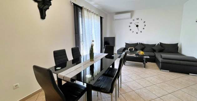 Top Apartment 3 – with Panoramic Sea View