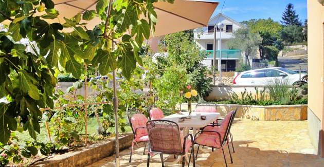 Apartment Nidisa A2 – 90 m from Sea