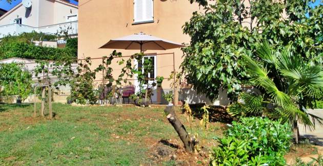 Apartment Nidisa A2 – 90 m from Sea