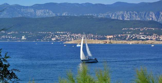 Apartment Viola – Terrace and Garden View