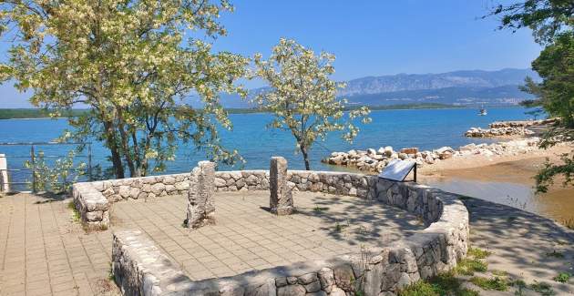 Apartman Vodopija L – blizu plaže s blatom