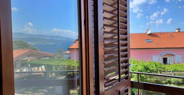 Apartment Volaric A8 – Sea View, 160 m from Sea