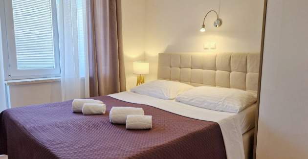 Apartment Brnic AQ 1 - with Balcony, 90 m from the Beach