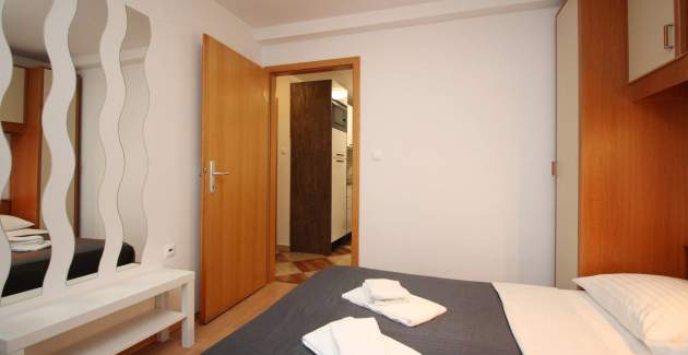 Apartman Brnic AQ 3 – s Balkonom, 90 m od Plaže