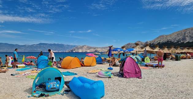 Apartman Brnic AQ 3 – s Balkonom, 90 m od Plaže