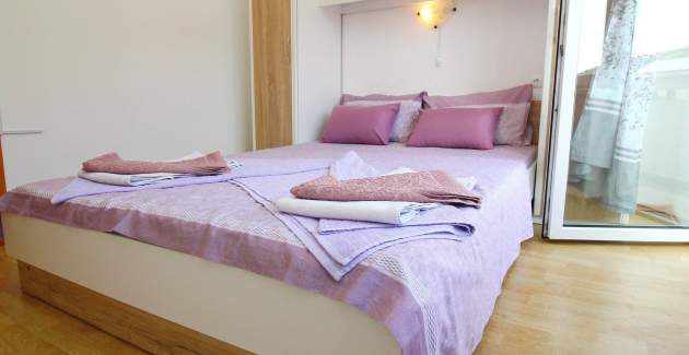 Apartment Dorcic AQ 3 - central Location, close to the Beach