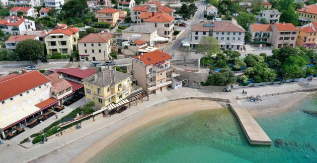 Room Barbalic Beach No.5 - central Location, near the Beach