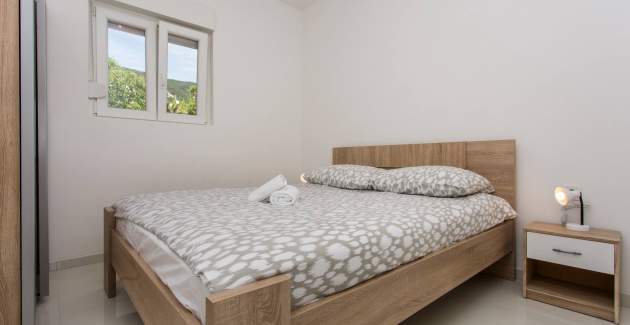 Modernes Apartment Berisha 1 Nr.5 – mit Balkon