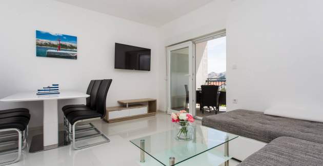 Modernes Apartment Berisha 1 Nr.5 – mit Balkon