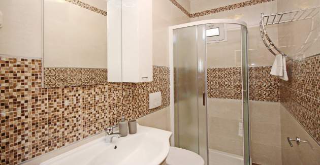 Charmantes Apartment Brnić Nr.4 - mit geräumigem Balkon