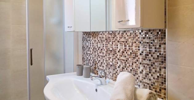 Charmantes Apartment Brnić Nr.8 - mit Balkon