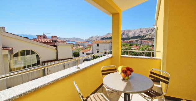 Charmantes Apartment Brnić Nr.8 - mit Balkon