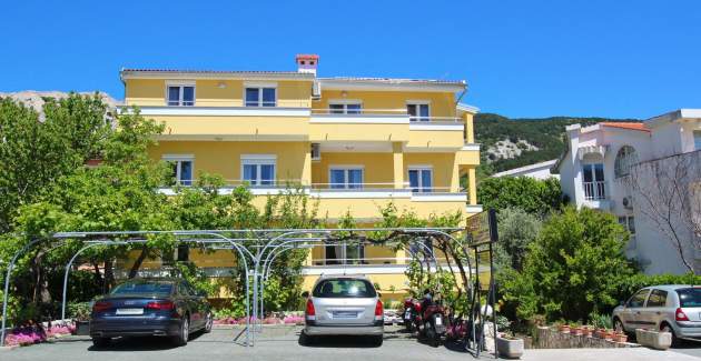 Charmantes Apartment Brnić Nr.8 - mit Balkon