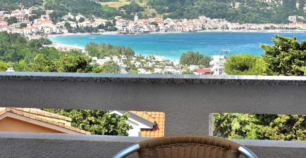 Apartment Brnic Nar. more - with Sea View, 350m from the Beach