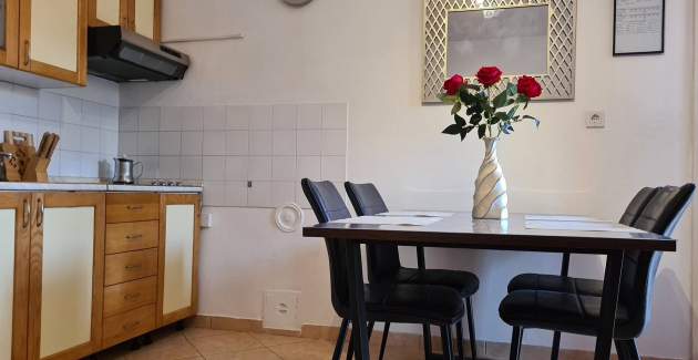 Apartman Bugi PRIZ - u prizemlju, s terasom