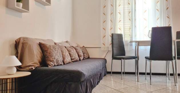 Apartman Bugi CESTA - s balkonom