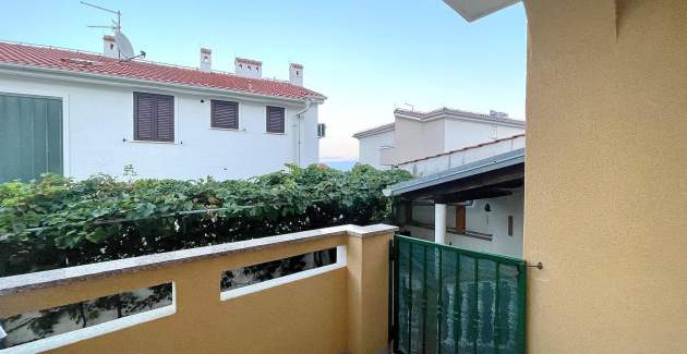 Capic Z2 - Apartment with Balcony and Parking spot, 300 m from the Beach