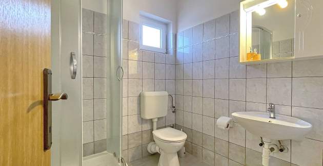 Capic Z6 - Apartment with Balcony and Parking spot, 300 m from the Beach