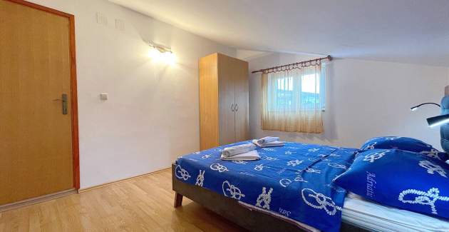 Capic Z6 - Apartment with Balcony and Parking spot, 300 m from the Beach