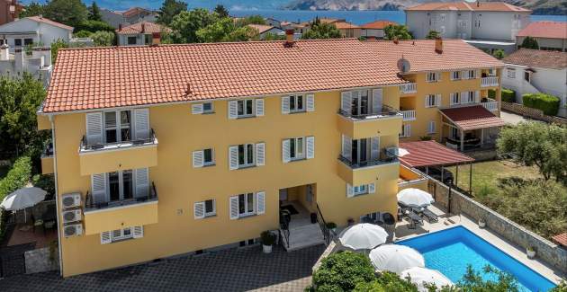 Apartment Gorica 2 No.1 - with Terrace and Pool