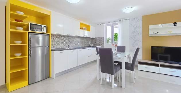 Appartamento Gorica 2 n.3 – con terrazza e piscina