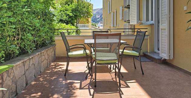 Appartamento Gorica 2 n.3 – con terrazza e piscina