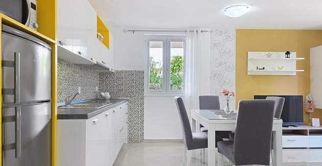 Appartamento Gorica 2 n.3 – con terrazza e piscina