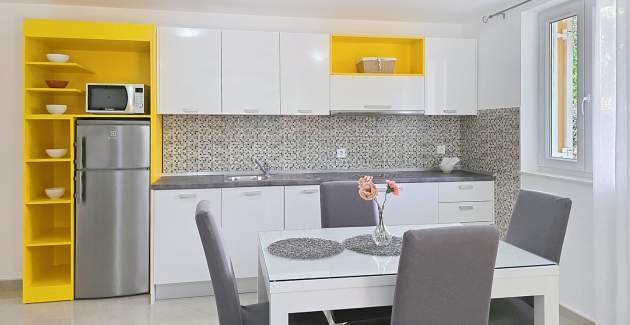 Appartamento Gorica 2 n.3 – con terrazza e piscina