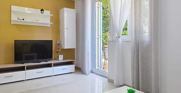 Appartamento Gorica 2 n.3 – con terrazza e piscina