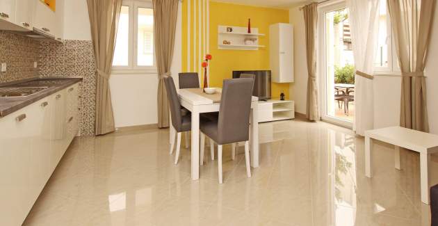 Apartment Gorica 2 No.3 - with Terrace and Pool