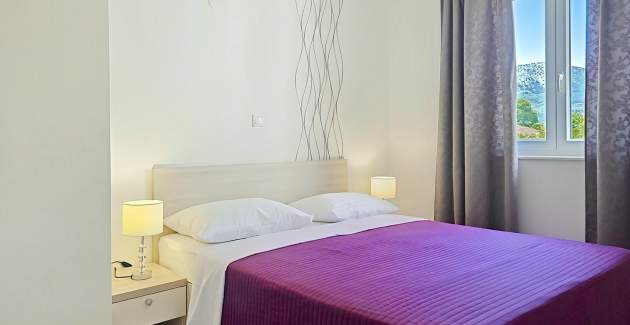 Apartment Gorica 2 No.5 - with Balcony and Pool