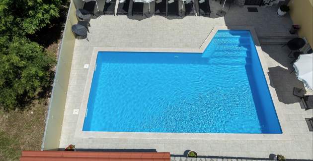 Apartment Gorica 2 No.6 - with Balcony and Pool