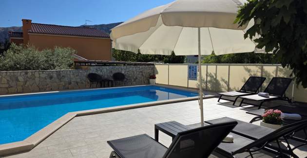 Apartment Gorica 2 No.6 - with Balcony and Pool