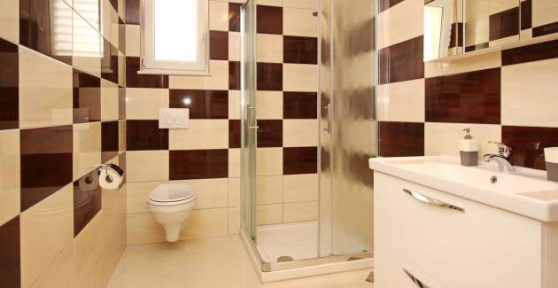 Apartment Gorica 2 No.6 - with Balcony and Pool