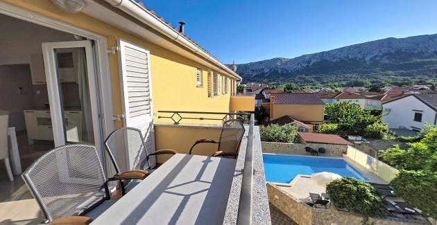 Apartment Gorica 2 No.8 - with Balcony and Pool