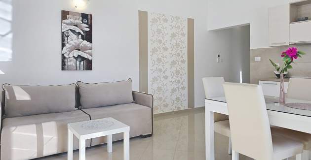 Apartment Gorica 2 No.8 - with Balcony and Pool