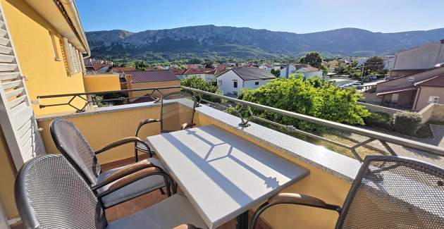 Apartment Gorica 2 No.8 - with Balcony and Pool