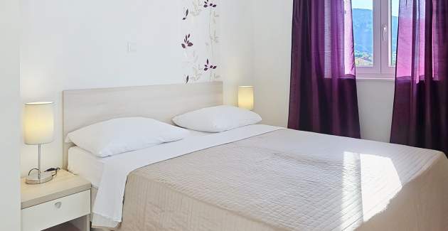 Apartment Gorica 2 No.8 - with Balcony and Pool