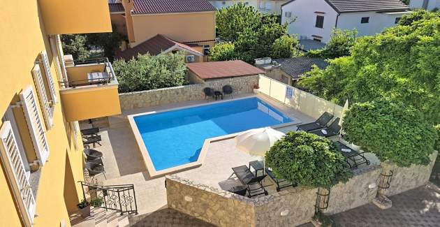 Apartment Gorica 2 No.8 - with Balcony and Pool