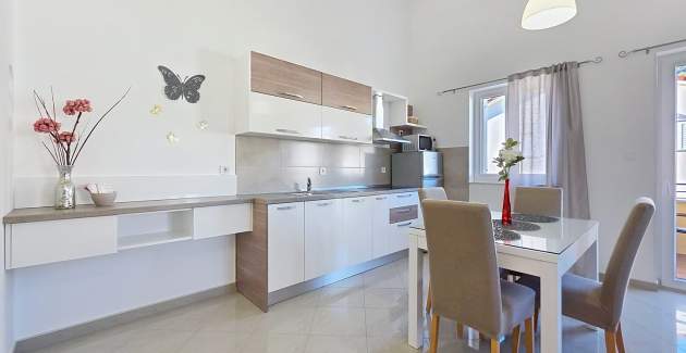 Apartment Gorica 2 No.9 - with Balcony and Pool