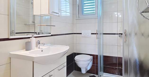 Apartment Gorica 2 Nr.4 – mit Balkon und Pool