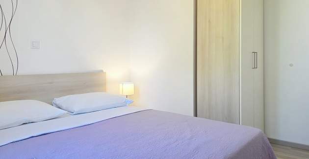 Apartment Gorica 2 Nr.4 – mit Balkon und Pool