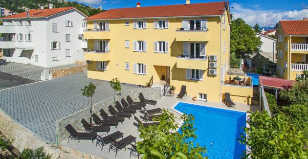 Apartment Gorica 2 No.7 - with Balcony and Pool